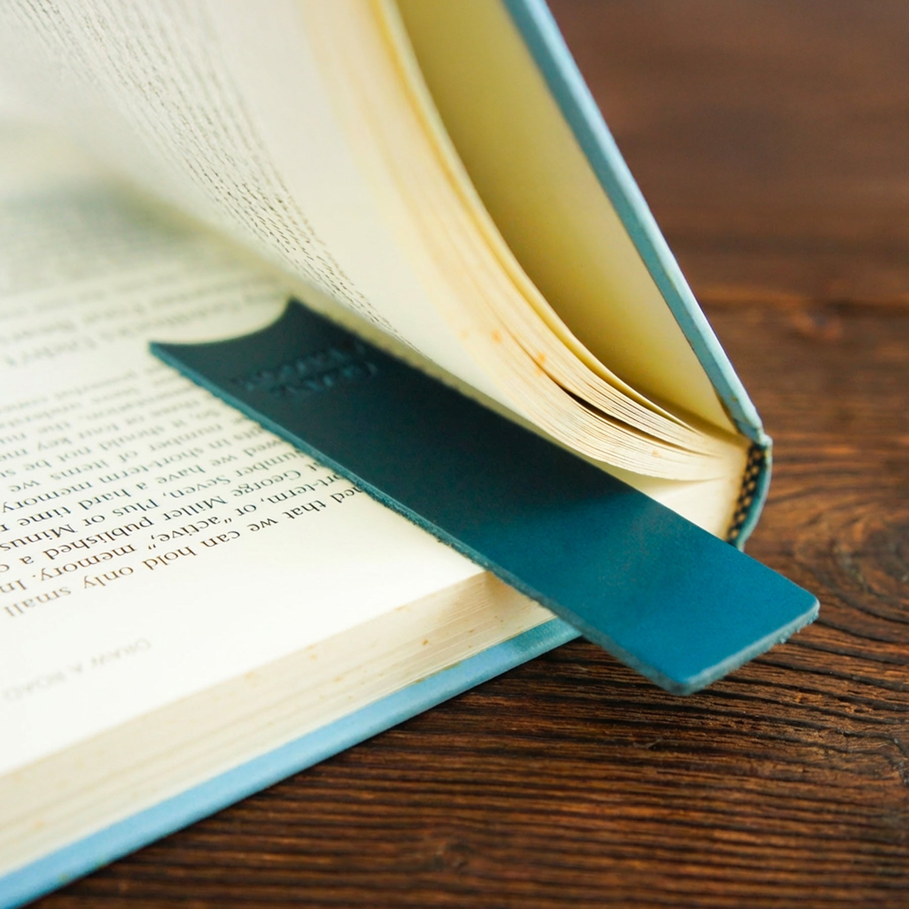 【送料無料】国産本革ブックマーク 3色セット | 次回使える15%オフクーポン付