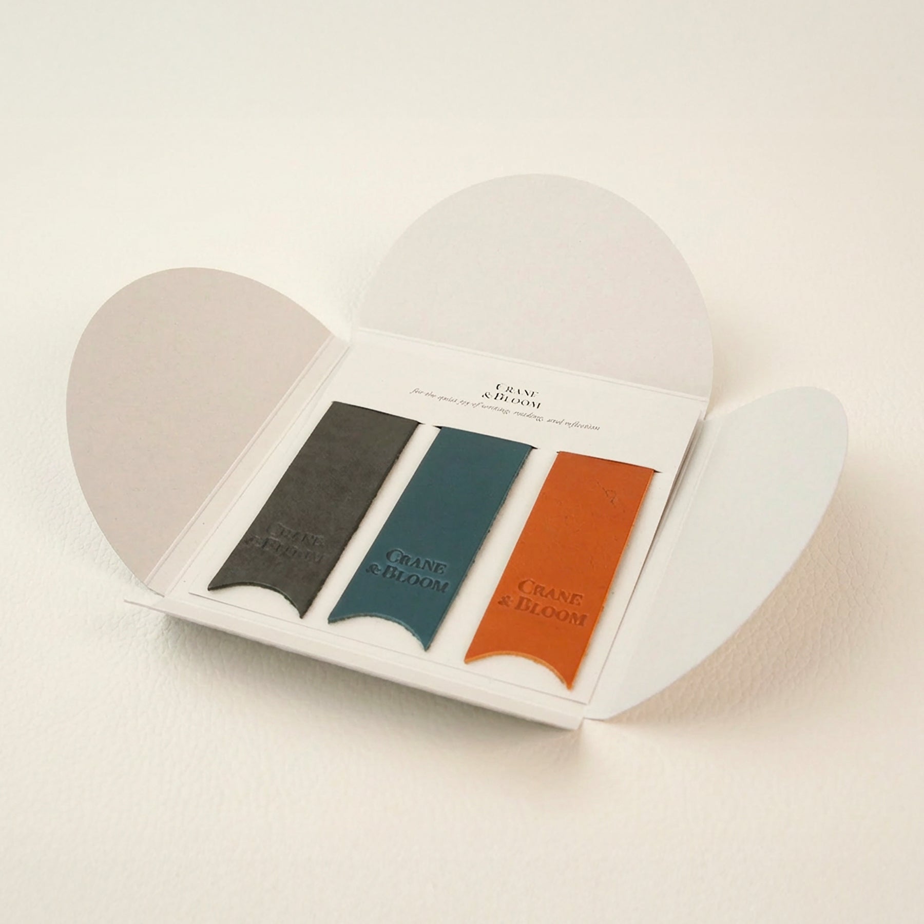 【送料無料】国産本革ブックマーク 3色セット | 次回使える15%オフクーポン付